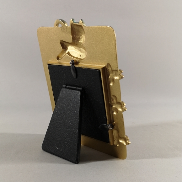 Adorable 3D Cat Meow Picture Frame, Metal, Gold w/ Green & Orange Cat & Flowers - Picture 3 of 3